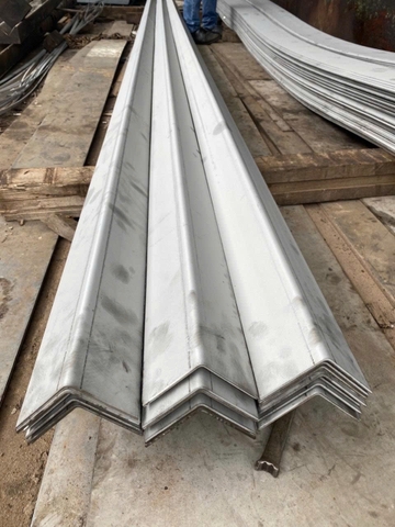 gia công chấn tôn