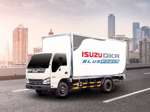 Xe tải Isuzu QRK77FE4 - Bé mà khỏe