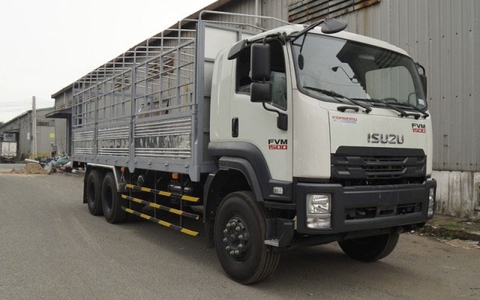 Isuzu FVM34TE4 15 tấn thùng bạt