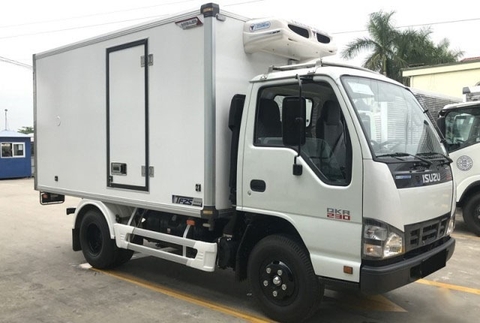 Isuzu QKR77FE4 1 tấn thùng lạnh