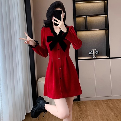 ma-l460-vay-mau-do-co-chu-v-eo-cho-nu-cao-cap-no-kieu-phap-chan-vay-chu-a