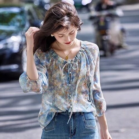 ma-m150-ao-kieu-phap-tay-lo-bang-vai-chiffon-in-hoa-danh-cho-nu