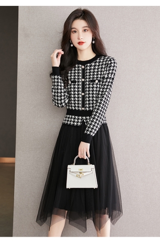 ma-h097-dam-len-cao-cap-phoi-chan-vay-xoe-phong-cach-phap-thoi-trang