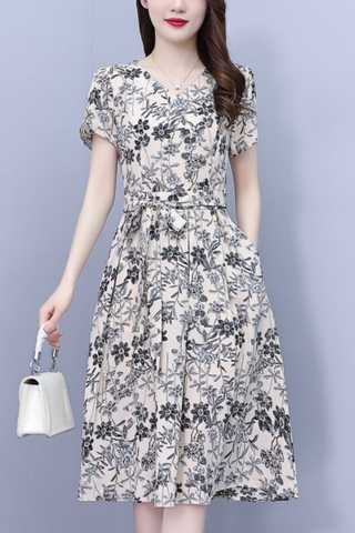 ma-l700-dam-vay-nu-hoa-tiet-mua-he-trung-nien