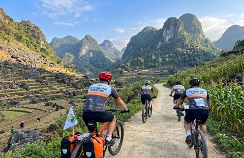 10 DAY HOANG SU PHI - HA GIANG LOOP CYCLING TOURS