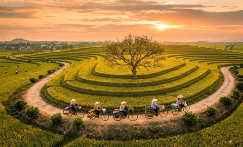 10 DAY NORTHERN VIETNAM CYCLING TOUR | HALONG BAY - MAI CHAU BIKE ADVENTURE