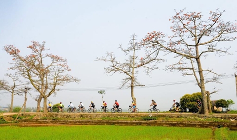 17 DAY VIETNAM CYCLING TOURS | HO CHI MINH TO HANOI BIKE ADVENTURE