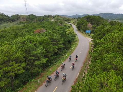 17 DAY VIETNAM CYCLING TOURS| HANOI - HO CHI MINH ADVENTURE TOURS