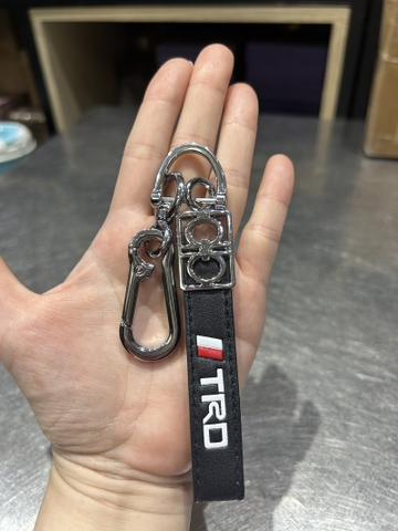 Móc khóa ô tô dây da có logo