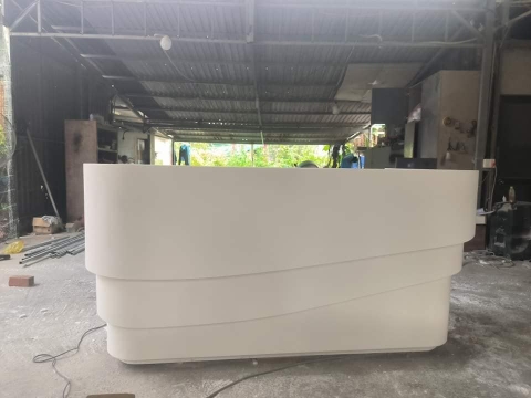 Quầy lễ tân uốn cong ốp đá solid surface korean