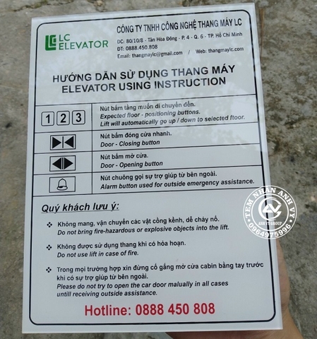 Biển HDSD chất liệu mika in UV