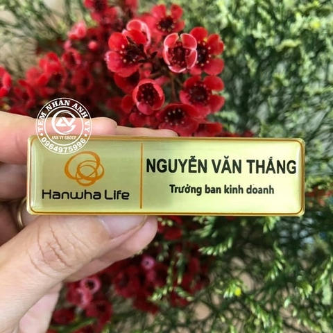 Thẻ tên nhân viên bằng nhôm in UV