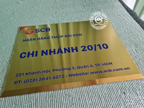 Biển công ty inox xước vàng, gấp chân vuông