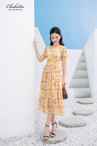 Đầm đai eo màu vàng