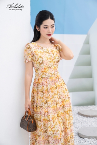 Đầm đai eo màu vàng