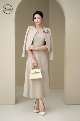 Áo vest cổ tròn đính hoa màu be