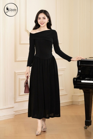 Bộ trễ vai màu đen