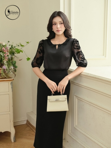 Áo sơ mi tay ren cổ tròn màu đen