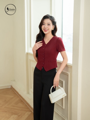 Áo sơ mi cổ tim màu đỏ