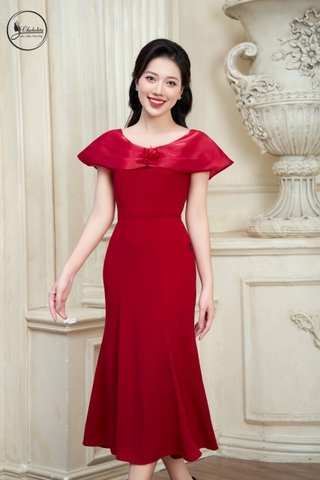 Đầm đuôi cá màu đỏ