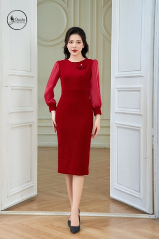 Đầm nhung ôm phối hoa ngực màu đỏ