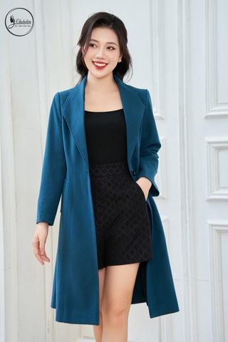 Quần short nữ có túi màu đen