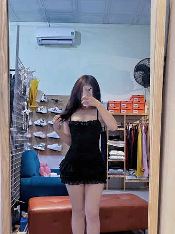 Đầm ren hoa kèm quần