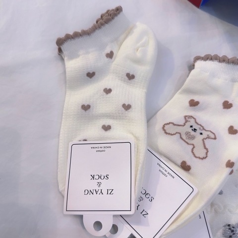 Vớ thấp viền nâu