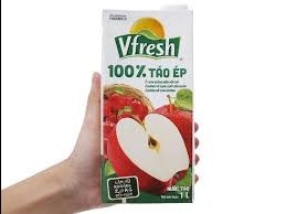 Nước táo ép VFresh Vinamilk 1L