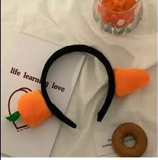 Bờm tóc cà rốt dễ thương