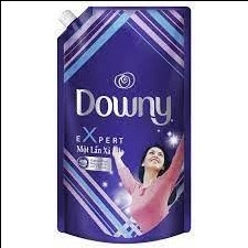 Nước xả vải downy banlaw 1 lần xả 1,5L