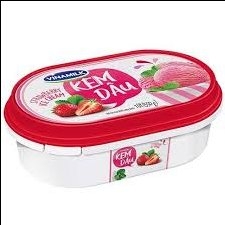 Kem dâu vinamilk 1L