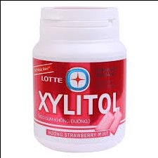 kẹo cao su xylitol hồng lọ nhỏ