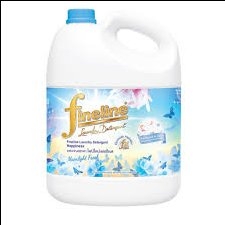 Nước giặt xả FineLine Anti-bacteria Formula 3L (xanh)