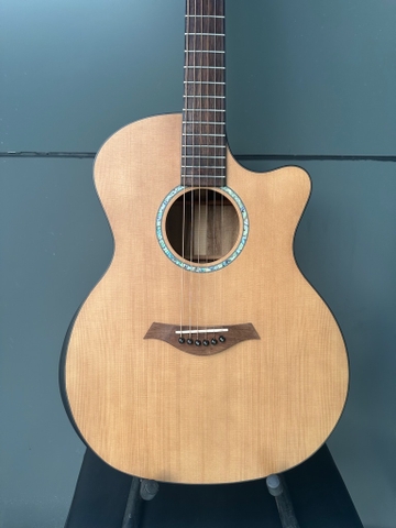 Hàng mới giảm giá sốc