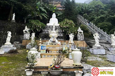 Bà Chúa Thượng Ngàn