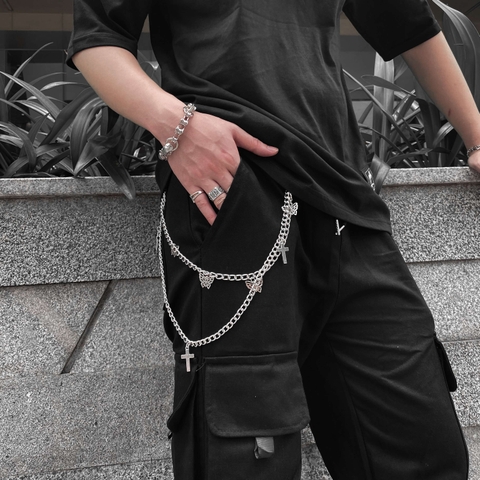 CROSS-BUTTERFLY PANTS CHAIN