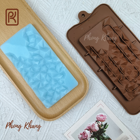 Khuôn silicon ốp thành bánh hình kim cương