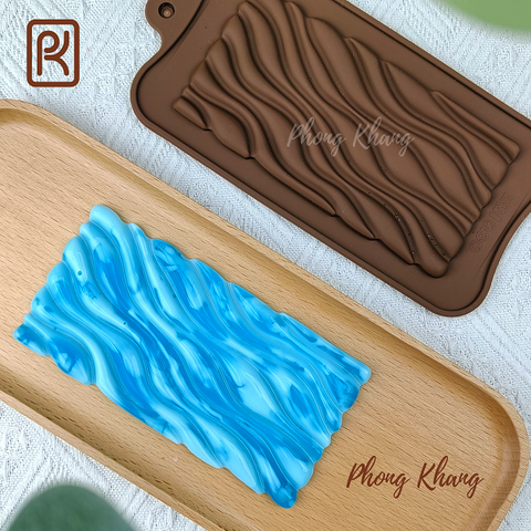 Khuôn ốp hình gợn sóng