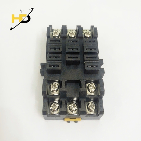 Đế Relay 11 Chân Dẹt Chất Liệu Nhựa Màu Đen Dùng Cho Relay Trung Gian JQX-38F