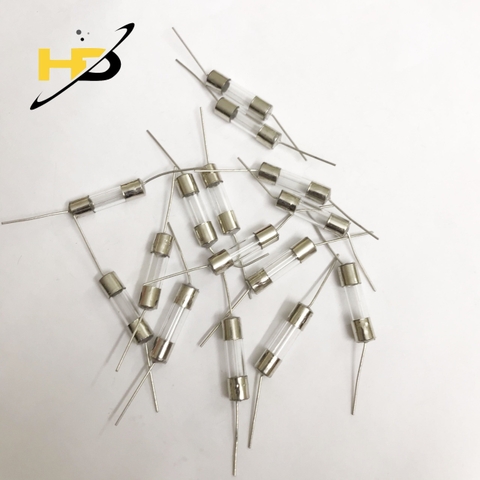 Cầu Chì Thủy Tinh F1A 250V 5x20mm Chân Cắm