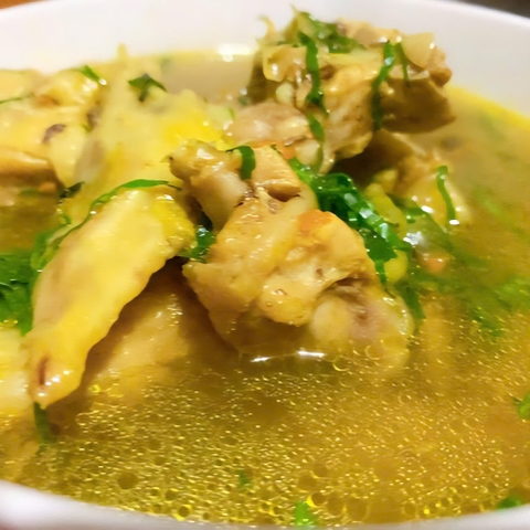 Xáo Gà Lá Chanh