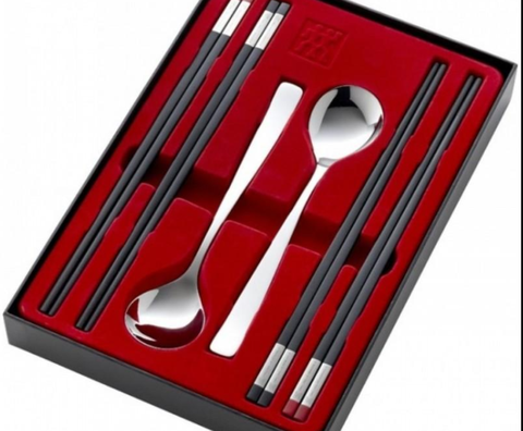 Bộ thìa đũa Zwilling 39180-001-0 gồm 4 Đôi Đũa 2 Thìa