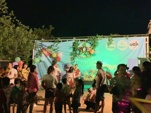 UEK KIDS VUI TRUNG THU CÙNG CÁC BÉ VÙNG CA0