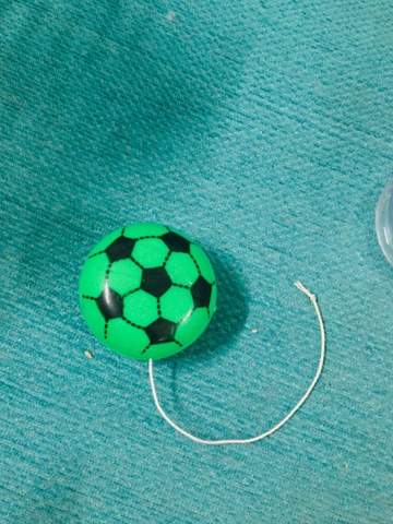 Đồ chơi con quay yoyo bằng nhựa cho bé