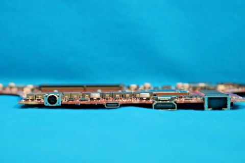 gia Main ASUS ROG Strix G15 G512LW-ES76 i7-10750H DDR4 RTX 2070 Max-Q 8GB