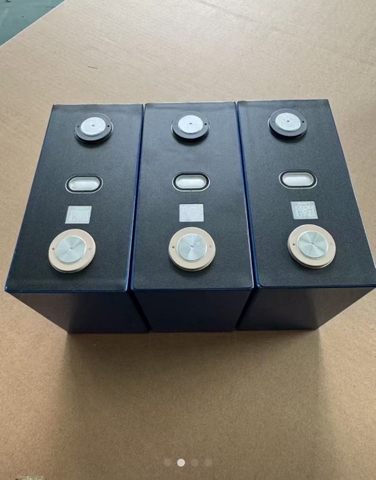 Pin lithium sắt phosphate 3.2V 142Ah
