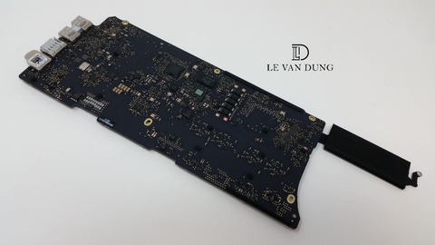 MAIN LapTop Macbook  PRO A1502 I5 2.7GHZ 8GO 2015