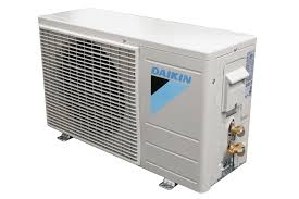 Điều hòa Daikin 1 chiều Inverter 18.000BTU FTKB50WAVMV