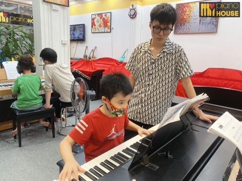 Khóa học đàn Piano cơ bản giá sinh viên chỉ có tại My Piano House